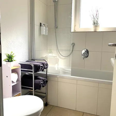 Perfekt Fuer 1, 2 Und Bis Zu 6 Personen - Nah Am Flughafen, Frankfurt City, Wiesbaden Und Ruesselsheim